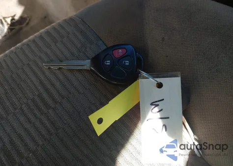 2010 Toyota Rav4 из США, поврежденный, VIN 2T3KF4DV4AW039885